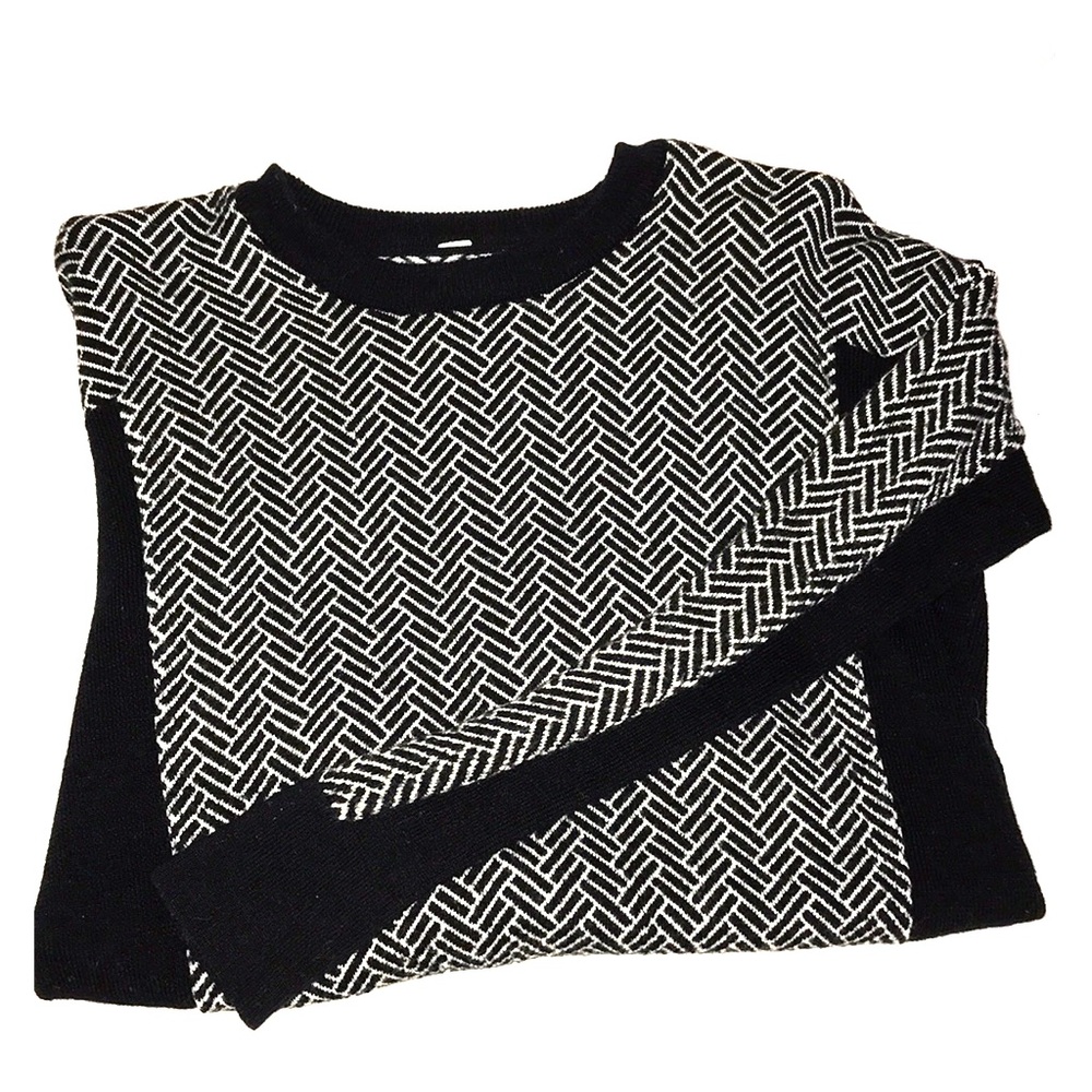 Lululemon sweater